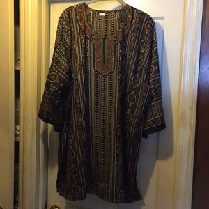 Tunic, Indian style, silklike black print, nwot
